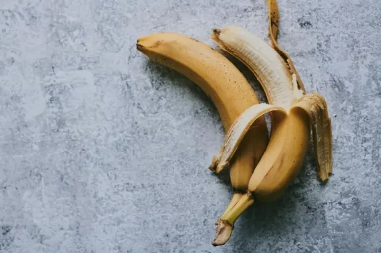banana peel indoor plant fertilizer close up
