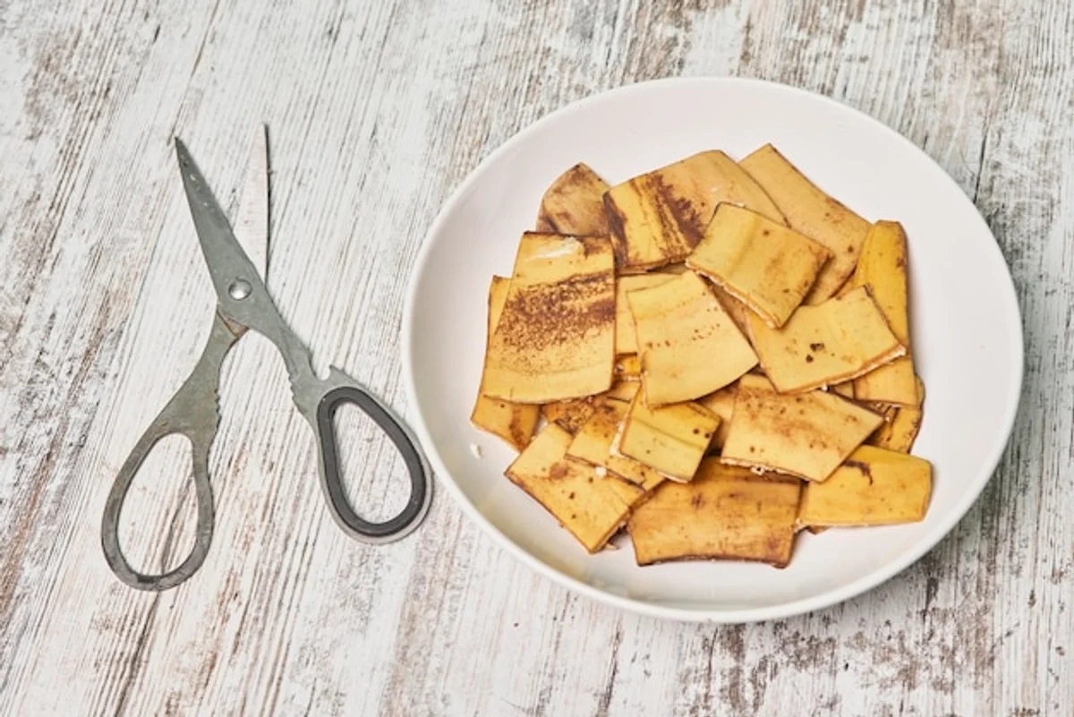 banana peel fertilizer for vegetables garden