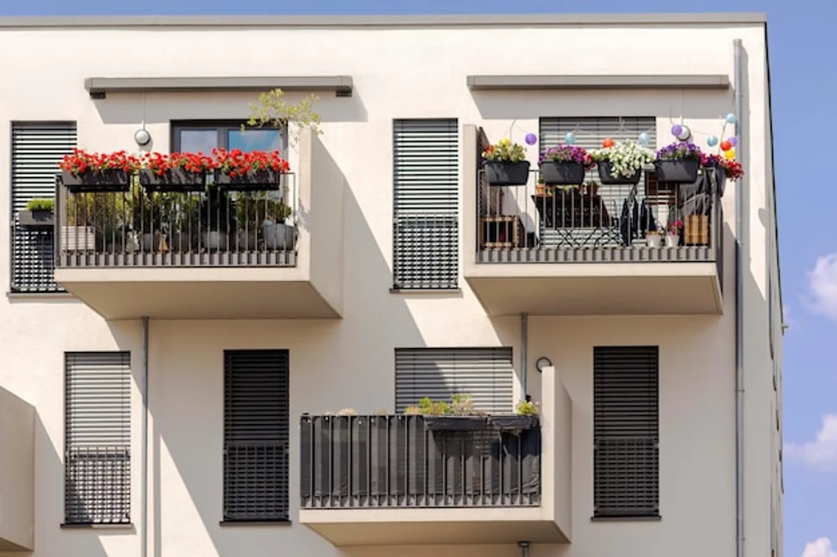balcony sun protection for flowers germany