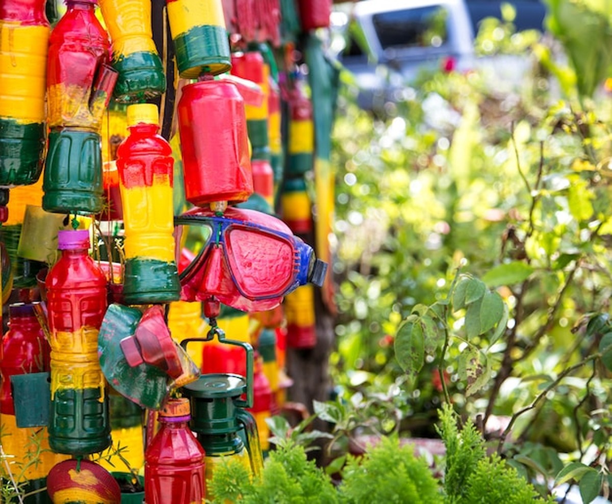 Dieser Trick mit der Plastikflasche spart Ihnen täglich Zeit beim Gießen