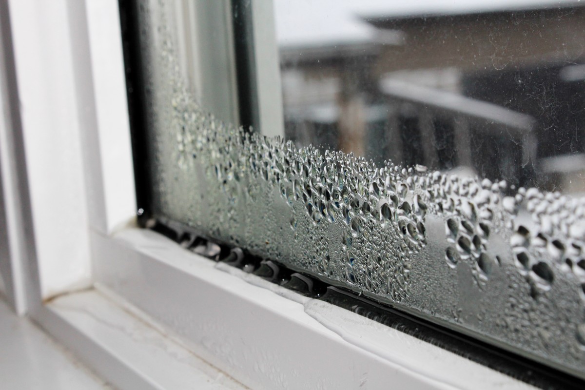 Plastikfolie ums Fenster im Winter? Warum es tatsächlich funktioniert