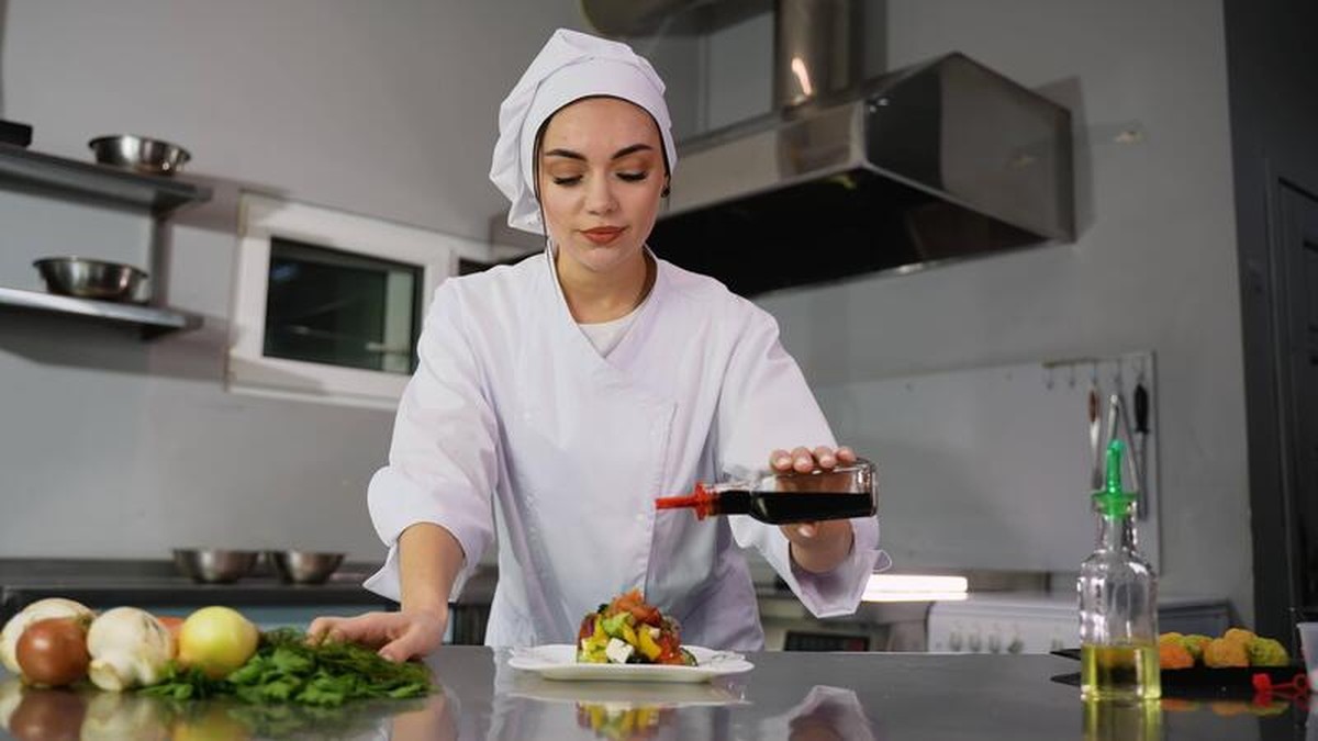 Warum Köche immer Essig ins Kochwasser geben