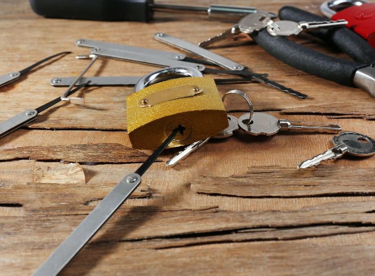 Zahnpasta auf Türschlössern? Der Winter-Trick, den Schlüsseldienste fürchten - image 1