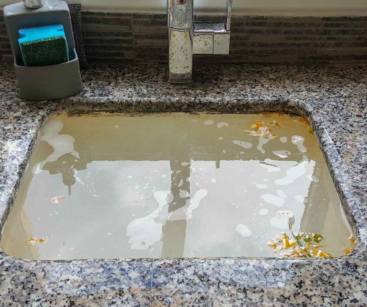 Klempner warnen: Dieses Öl gehört niemals ins Abflussrohr - image 1