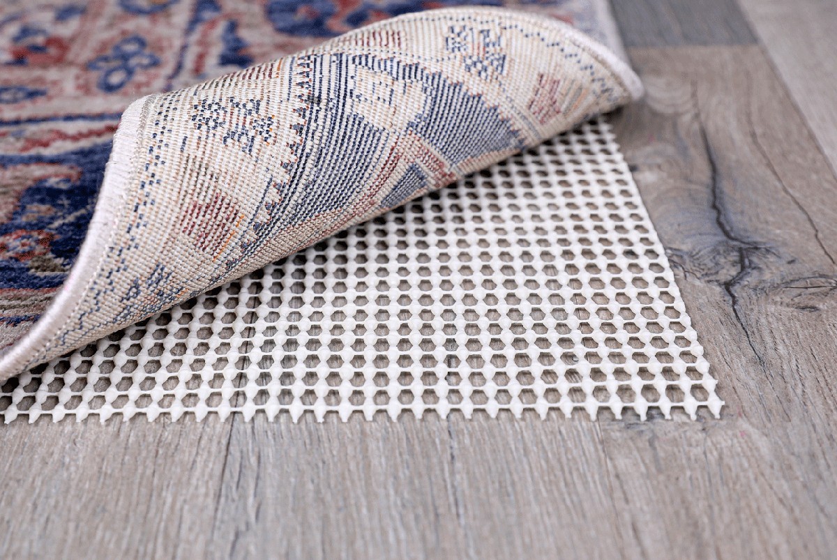 Plastikfolie unterm Teppich? Das verhindert Flecken und Verschleiß dauerhaft - image 1