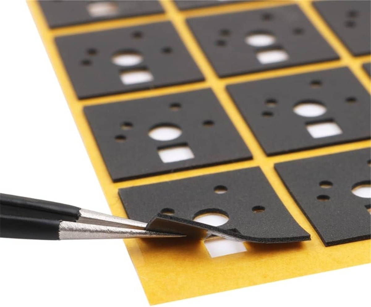 Transparente Folie über den Lichtschalter spart bis zu 40% beim Schalten - image 2