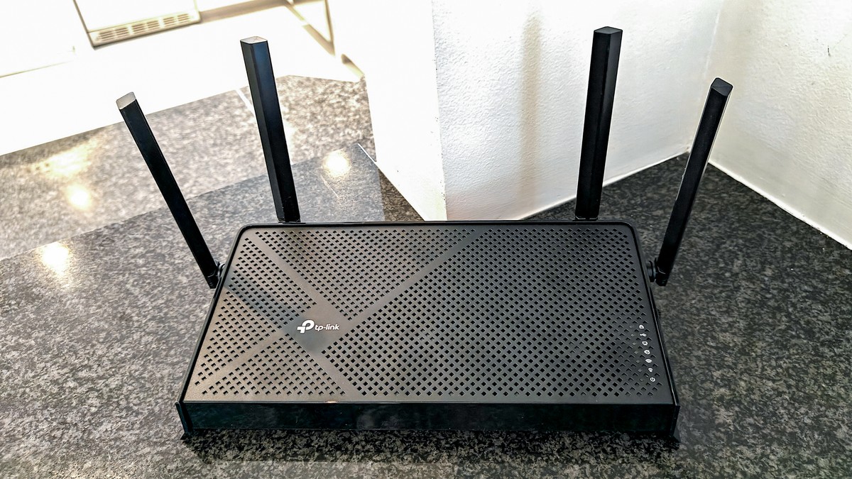 Elektriker gestehen: Deshalb sollten Sie Ihren Router niemals auf dem Boden stellen - image 1