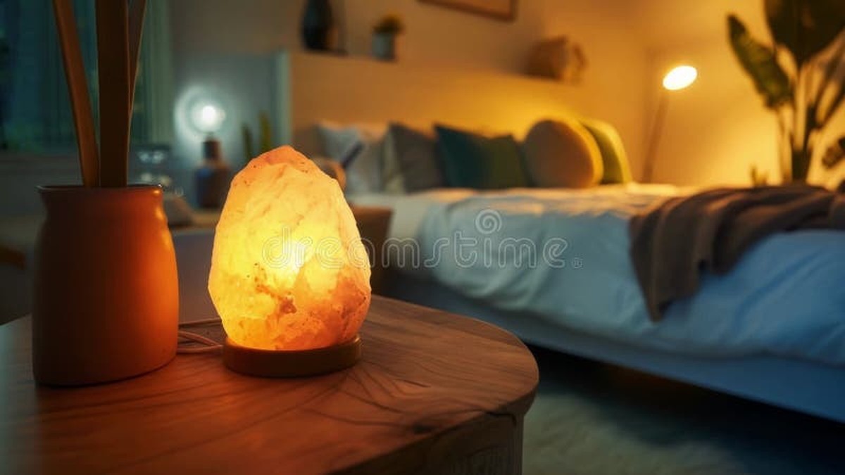 Salzstreuer neben dem Bett – Gärtner schwören auf diesen alten Trick - image 1